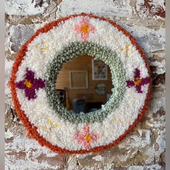 Handmade Tufted Mirror - Picture 2 of 7